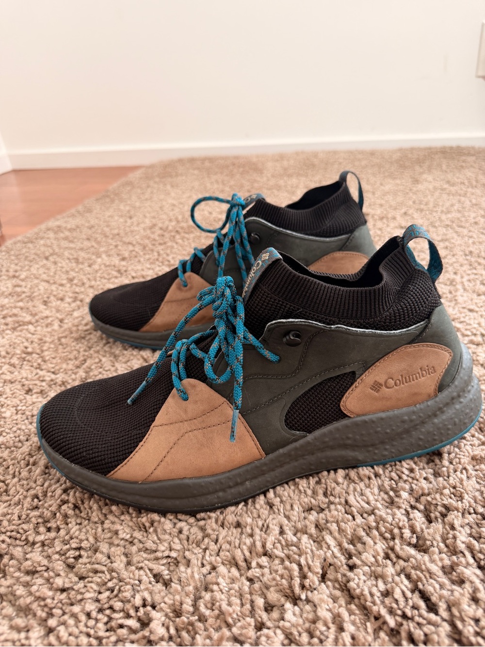 Columbia SH/FT OutDry Mid Waterproof Hiking Shoes Men’s 12